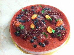 Mousse Fruit Rouge ( mousse bavaroise fruit rouge)